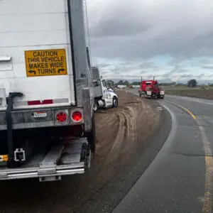 Anthony's Towing & transportation, emergency towing near me, safety tips while waiting for a tow